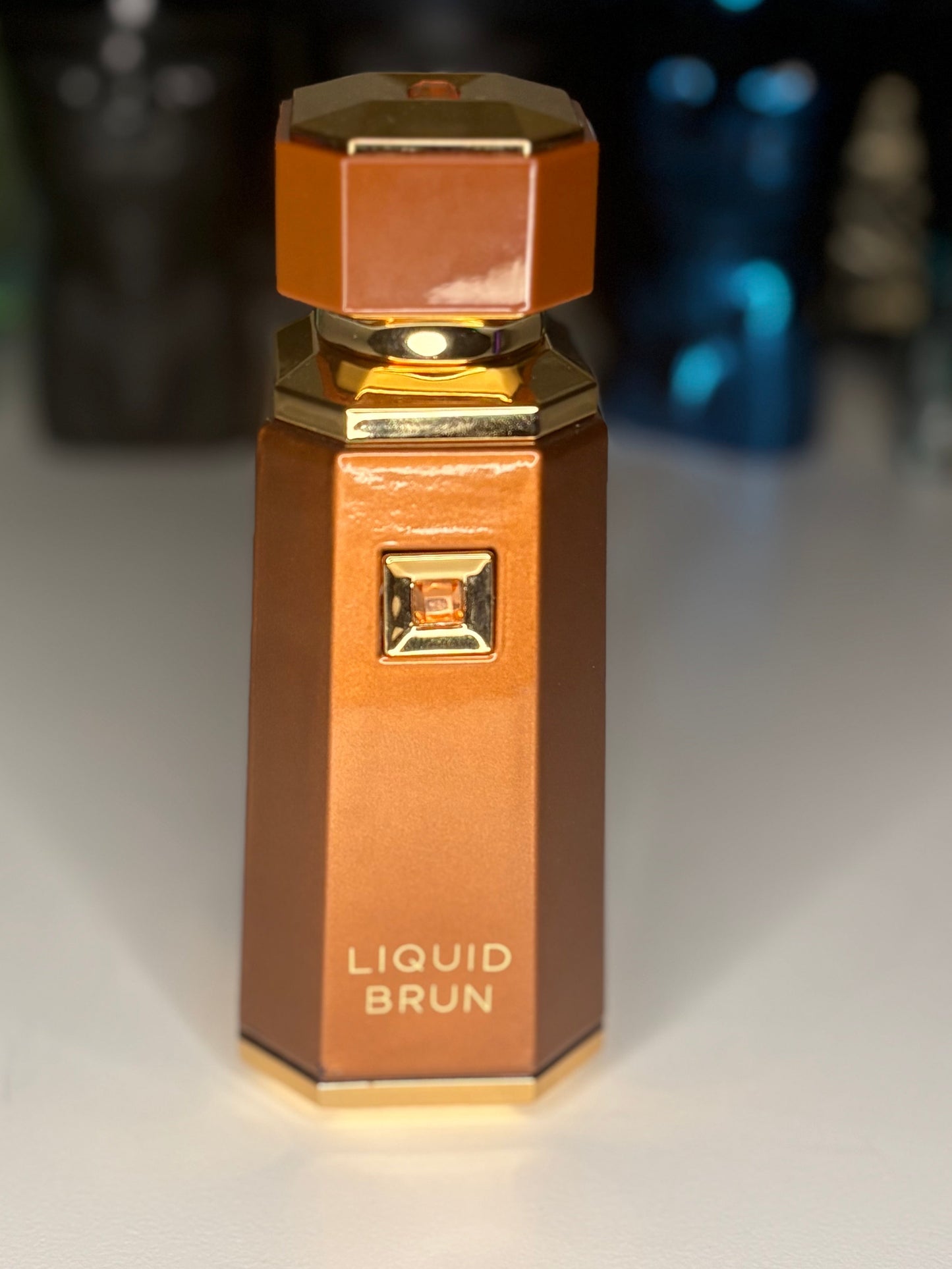 French Avenue Liquid Brun Eau de Parfum Sample
